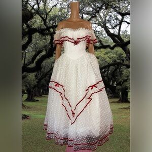 Alfred Angelo Vintage Southern belle/victorian style dress